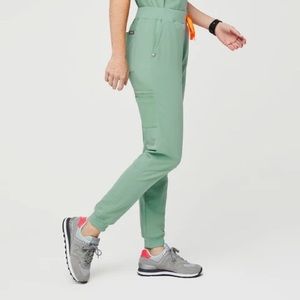 *Figs limited edition jade Zamora jogger pants XXS